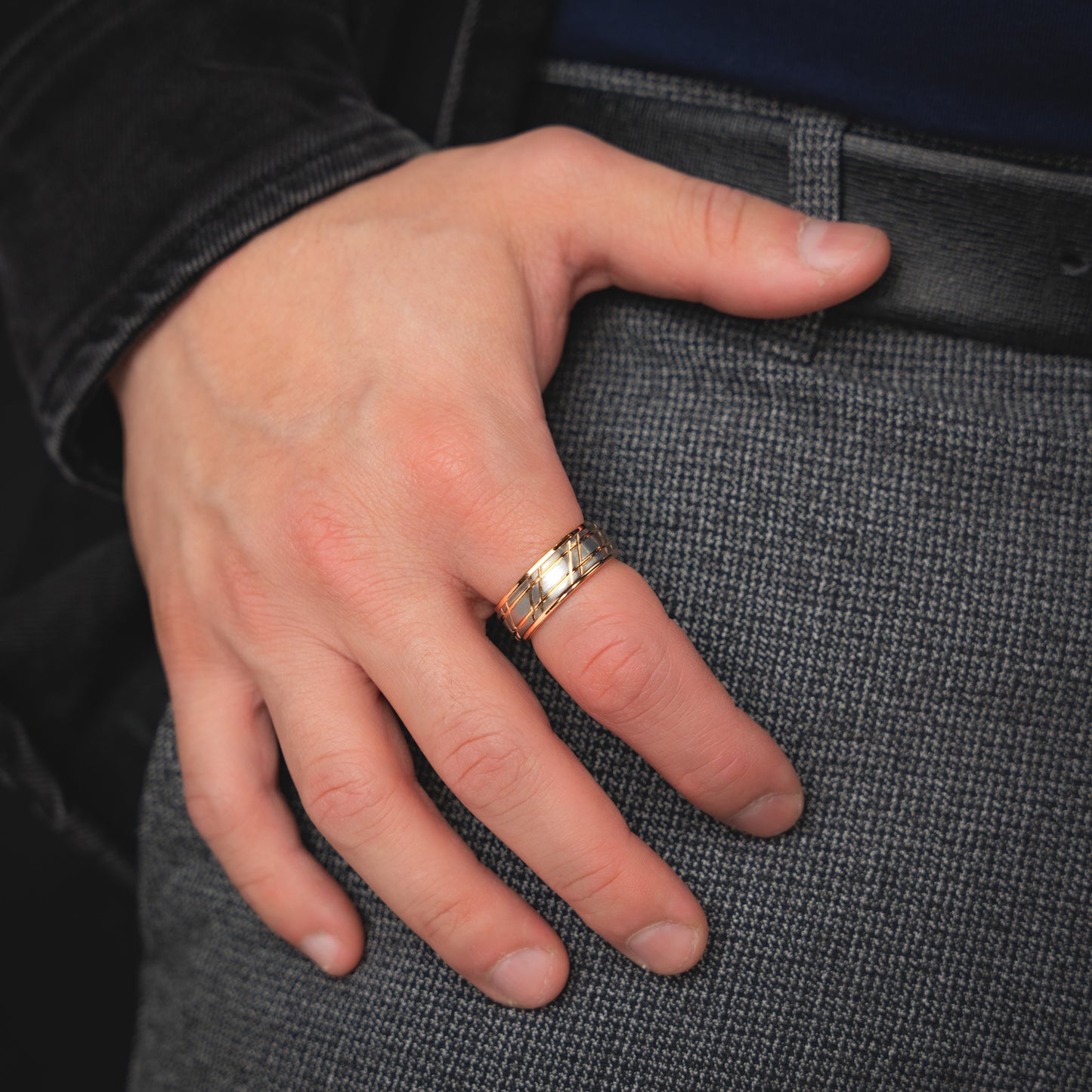 APOLLO’s VOW - Hammered Rose Gold Wedding Ring