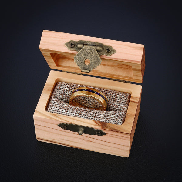 POSEIDON 6mm - Blue Sapphire Hammered Yellow Gold Tungsten Ring