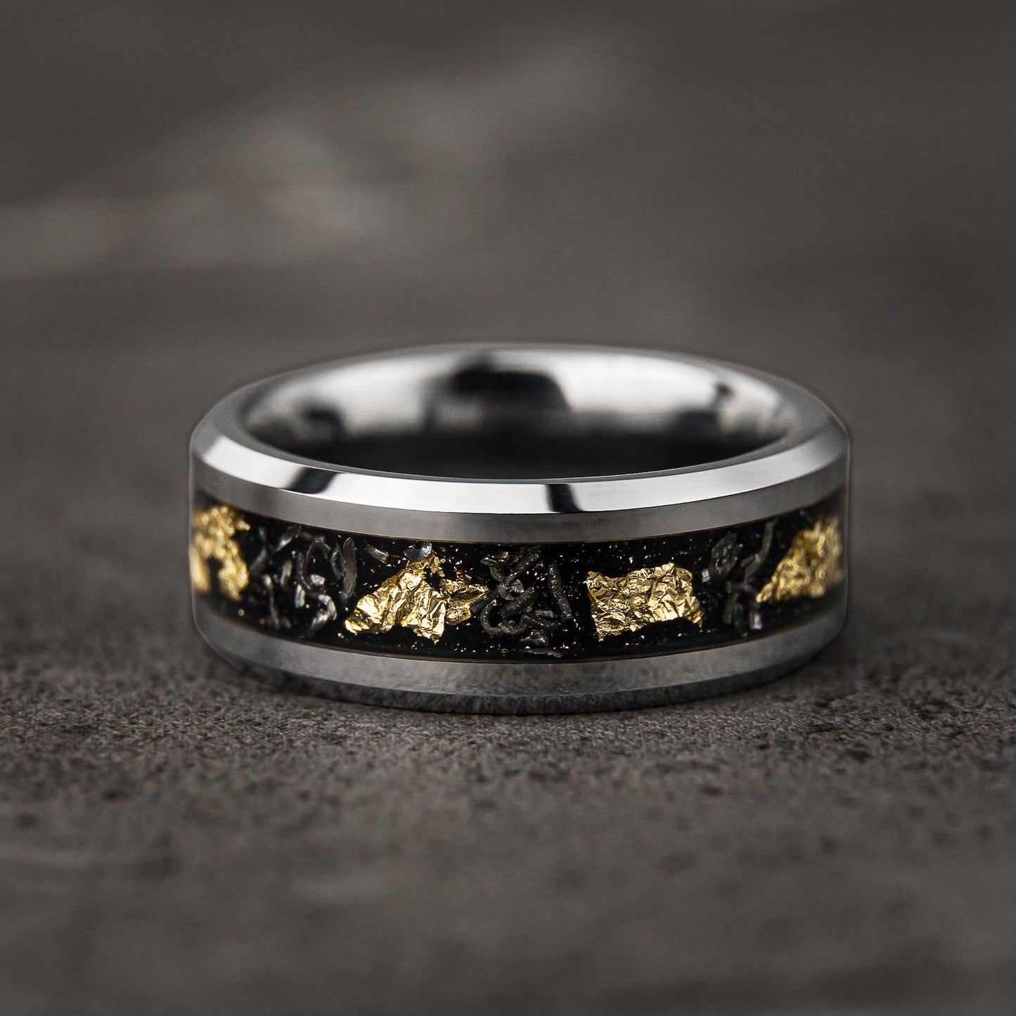 SKYLEAF Type 1 - Meteorite Gold Tungsten Leaf Flakes Wedding Band