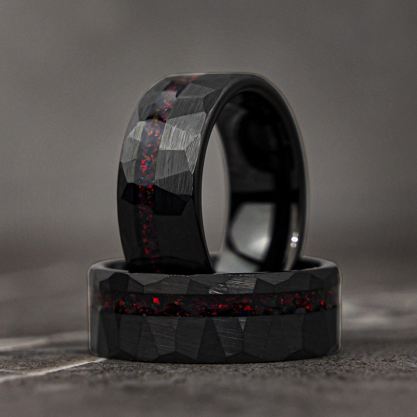 HAMMER RED - Black & Red Opal Hammered Wedding Band